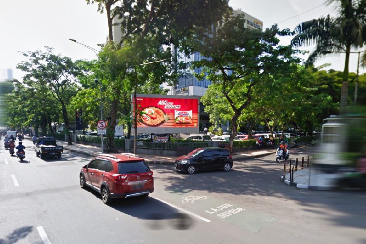 LED Pemuda Street, Surabaya