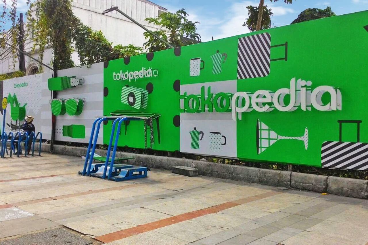 Backwall Custom Installation, Bandung City, West Java