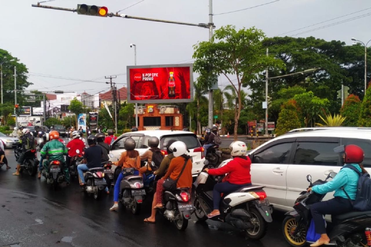 LED Tohpati Intersection, Bali